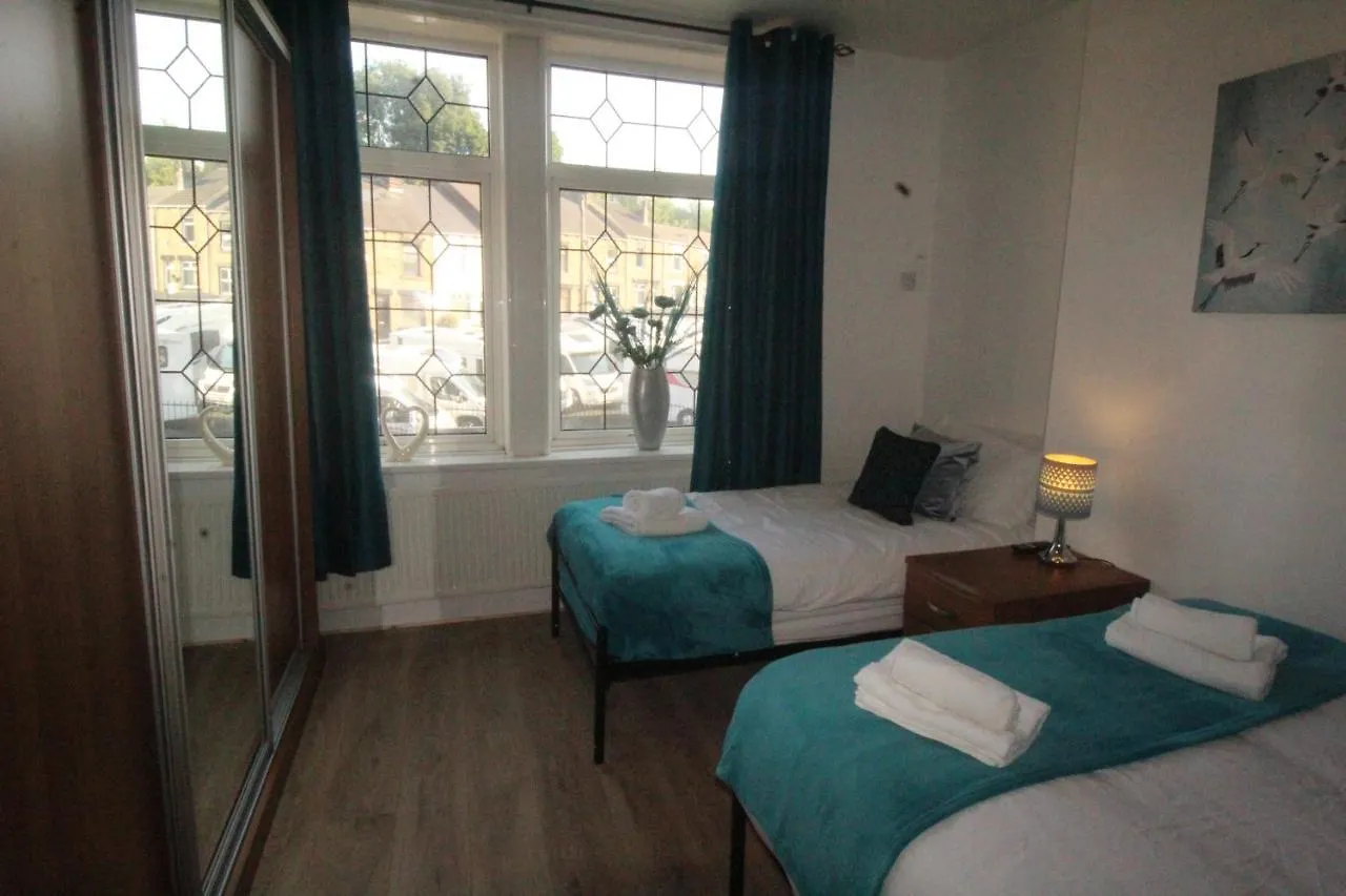 Holiday home Lundwood House Barnsley By Smart Corporate Stays United Kingdom
