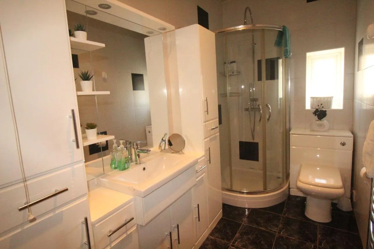 Lundwood House Barnsley By Smart Corporate Stays Holiday home